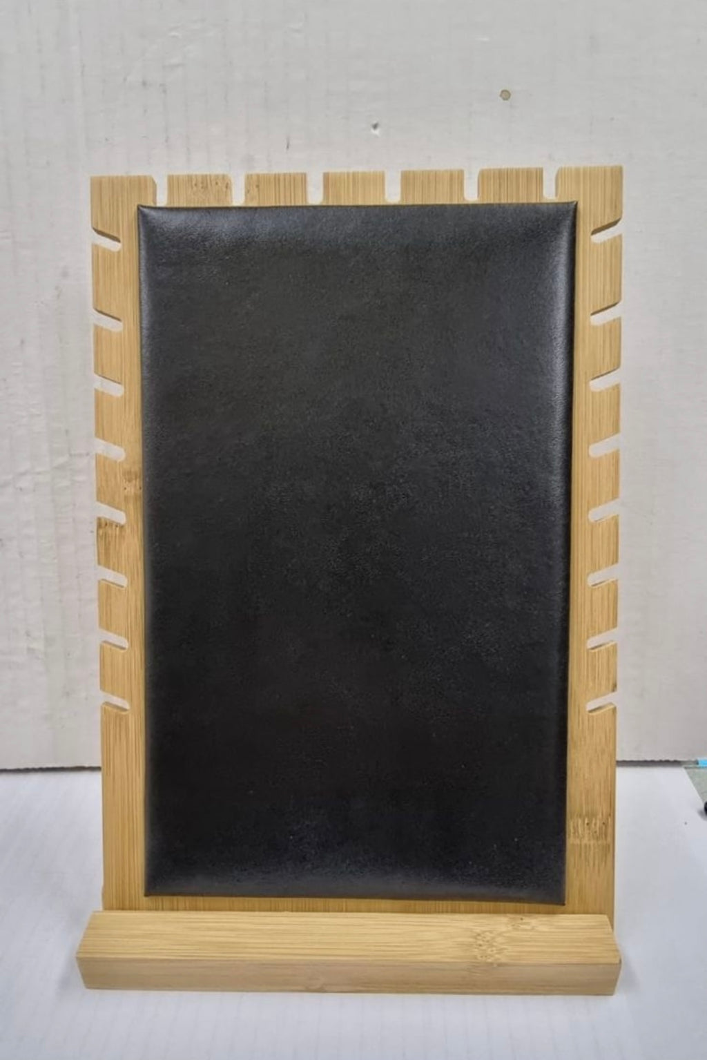 Exhibidor de collares